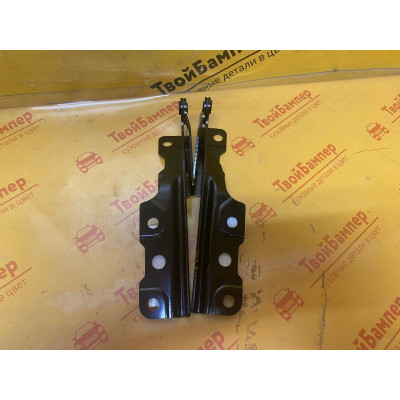 Петля капота Mitsubishi Lancer 03-10 Правая Петля капота Mitsubishi Lancer 03-10 Правая