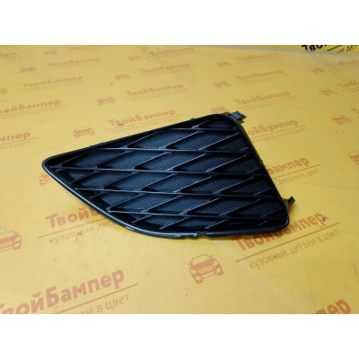 Заглушка бампера Toyota Corolla (E150) 06-10 / Corolla USA (E150) 08-10 (Спереди/ Справа) Заглушка бампера Toyota Corolla (E150) 06-10 / Corolla USA (E150) 08-10 (Спереди/ Справа)