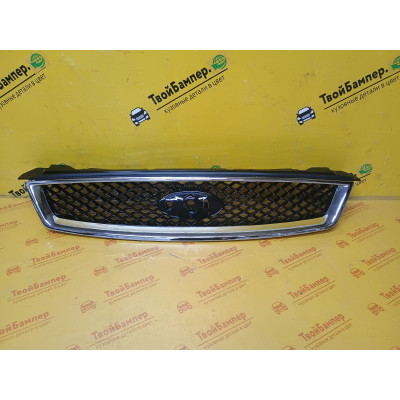 Решетка радиатора Ford Focus II дорестайлинг черная-хром Решетка радиатора Ford Focus II дорестайлинг черная-хром